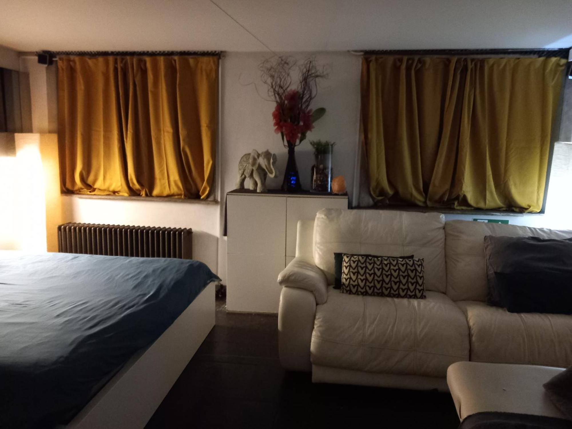 Nice And Cosy Place With Jacuzzi And Sauna To Relax In The Centre Of 안트베르펜 외부 사진